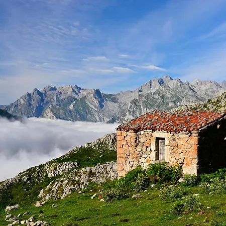 Apartment La Cueva - Onis *