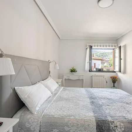 La Cueva - Onis * Avín