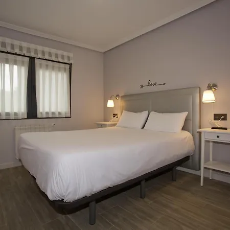 La Cueva - Onis * Avín