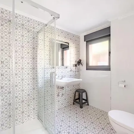 La Cueva - Onis Apartment Avín