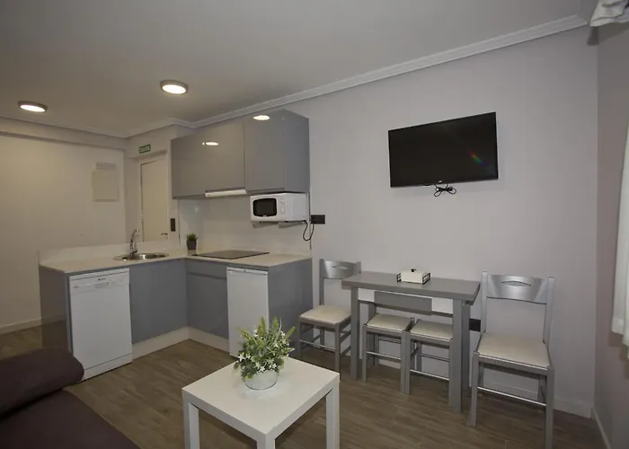 La Cueva - Onis Avín