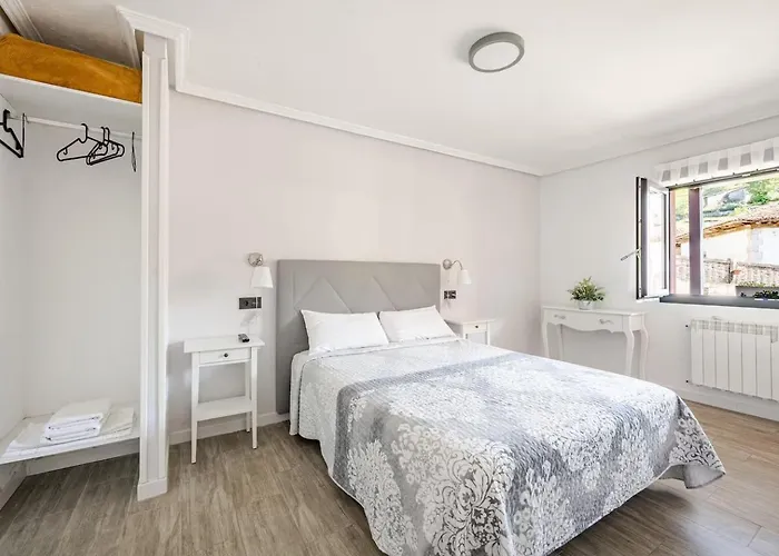 La Cueva - Onis Apartamento